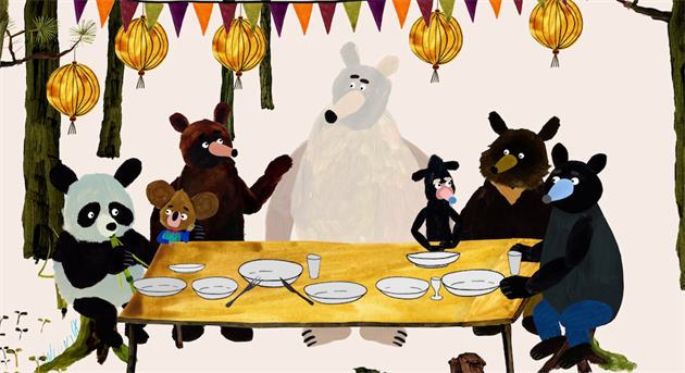 RECENZE: Hladoví medvědi jedí česnek. Ideální zábava k rodinné večeři