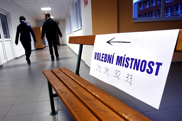 VIDEO: Ministerstvo vnitra ukazuje, jak v říjnových volbách bezpečně volit