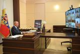 Karanténa, videokonference, dezinfekční tunely. Ruský prezident Putin tráví pandemii v přísné izolaci