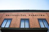 100 z 800 zahraničních studentů Univerzity Karlovy má koronavirus. Zůstávají v karanténě na kolejích