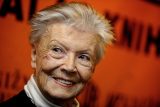 Ve věku 95 let zemřela herečka Zdeňka Procházková. Byla ...