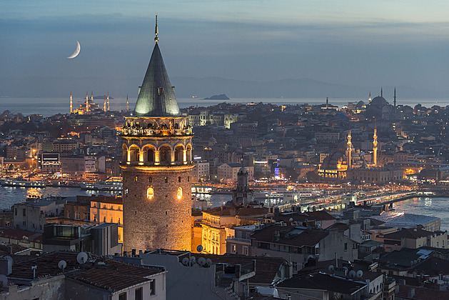 Město dvou světů. V Istanbulu hledejte pozůstatky minulosti. Jsou na každém kroku