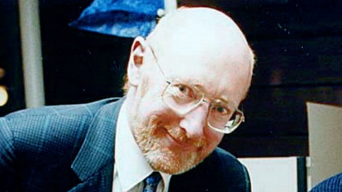 Tvůrce ZX Spectrum Sir Clive Sinclair zemřel ve věku 81 let