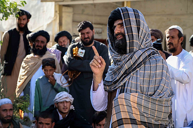 Náboženská policie Tálibánu chce ukázat lidskou tvář, lidi před zbitím poučí