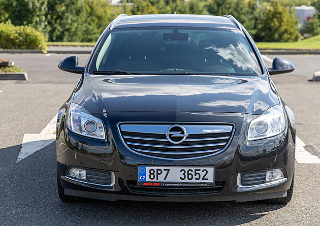 Bájná ojetina bez investic existuje: Opel Insignia s dvoulitrovým dieselem