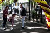 Sydney dál uvolňuje covidová opatření. Po čtyřech měsících se do škol vrátila část dětí