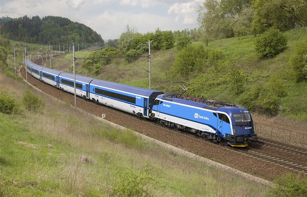 Železnice do Německa potřebuje úpravy. Zabezpečení vyjde nečekaně draho
