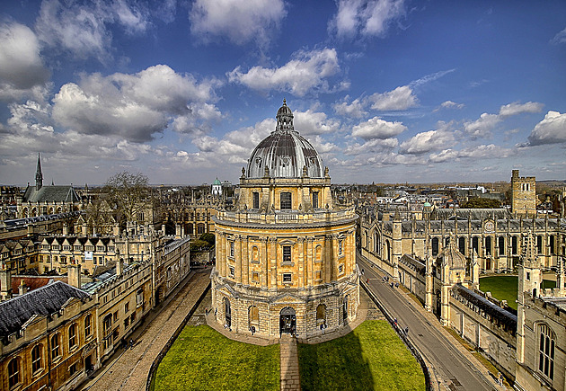 Developer Sekyra daroval Oxfordu sto milionů, pojmenují po něm profesuru