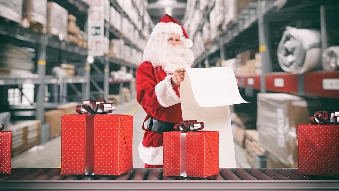 Letos není radno vyčkávat s online vánočními nákupy. Bude menší možnost volby
