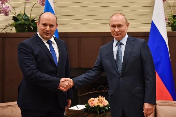 

Putin a Bennett se sešli na prvním společném jednání. Mluvili o vzájemných vztazích i Blízkém východě 

