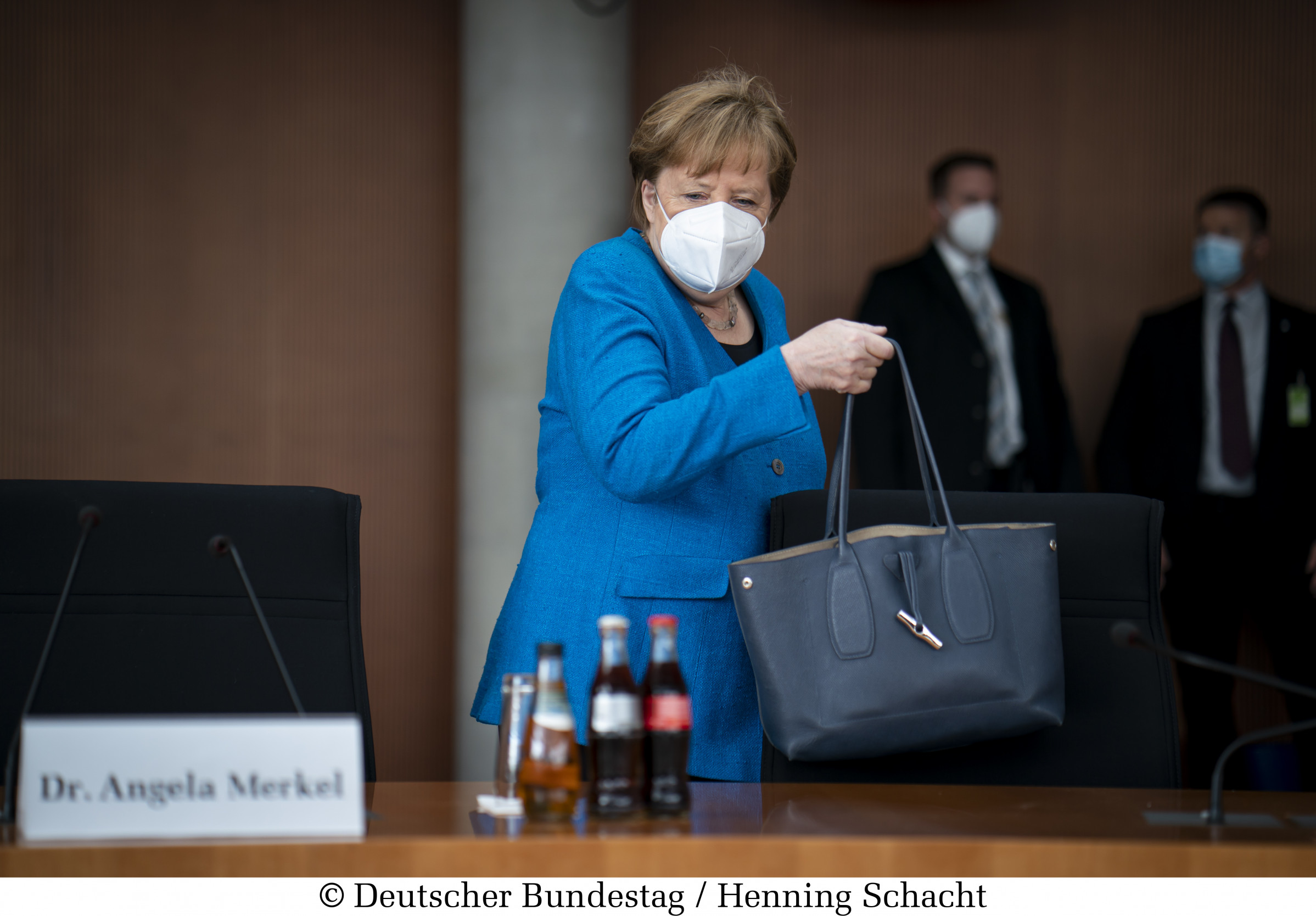Německo zavádí rozsáhlá omezení pro neočkované, zvažuje povinnou vakcinaci od února
