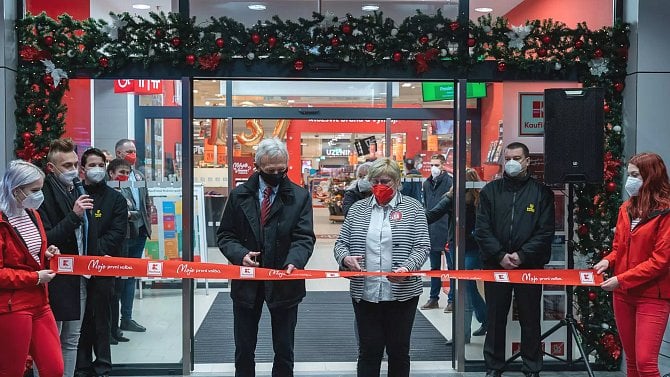 Řetězce před Vánoci otvírají další supermarkety. Kde jsou nově Albert, Billa, Kaufland, Penny