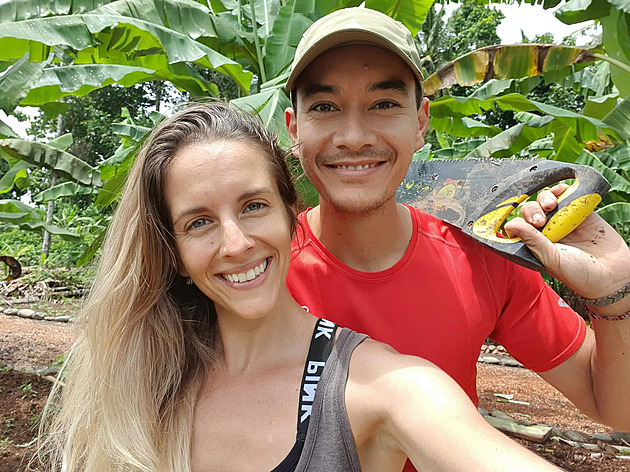 Češka si s přítelem postavila na Bali dům snů. Nový život si pochvalují