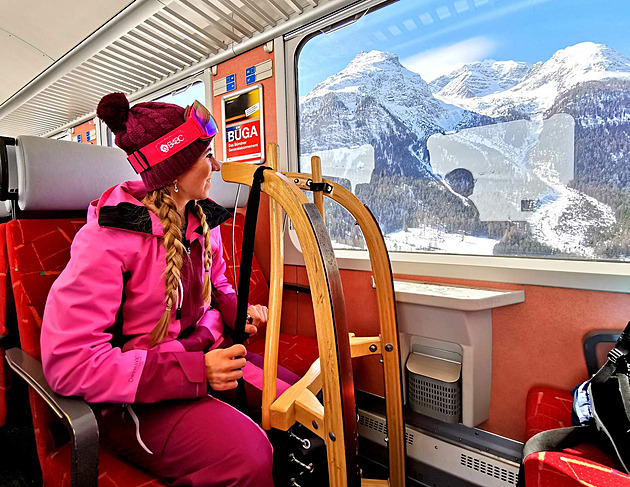 Rhétská dráha: vydejte se parádním švýcarským vlakem za zimními zážitky