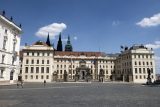 Hodnotové tápání české společnosti může ukončit příští prezident