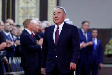 Je bývalý vůdce Nazarbajev vůbec naživu? Pět otázek a odpovědí k nepokojům v Kazachstánu