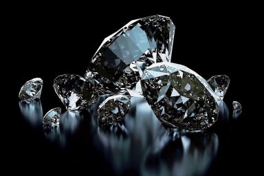 Cena diamantů šla výrazně nahoru. Největší producent zdražil až o osm procent