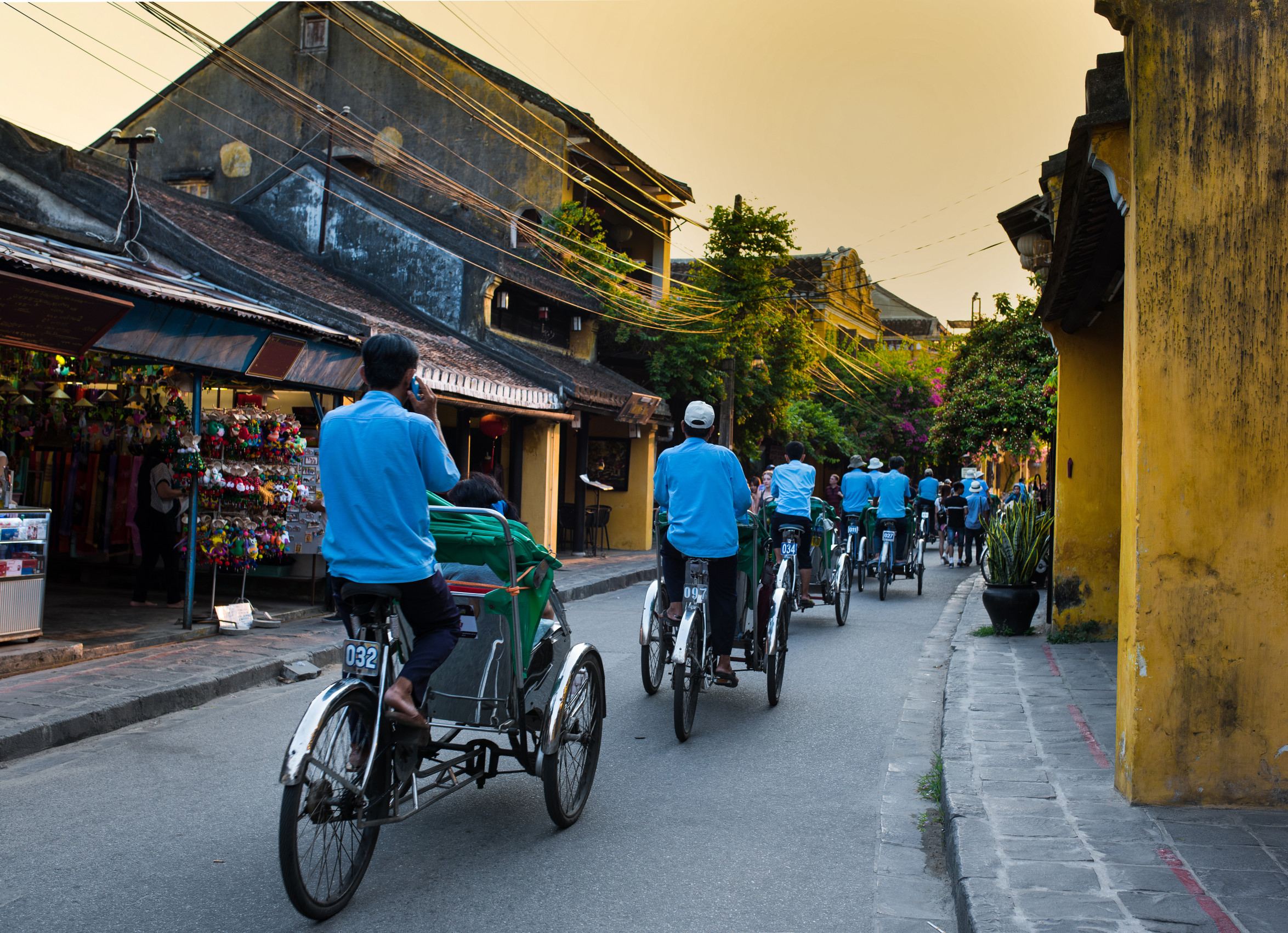 Proč se ve Vietnamu prakticky nechodí pěšky a za nezdvořilé tu považují, když zůstanete stát