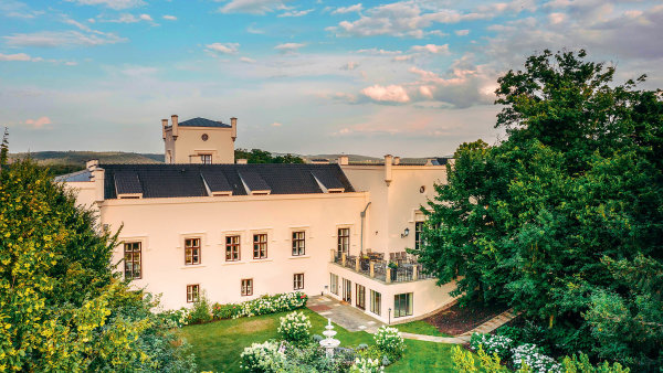 Hygge nazámku. V Chateau Trnová vznikl jeden z nejzajímavějších wellness hotelů v Česku