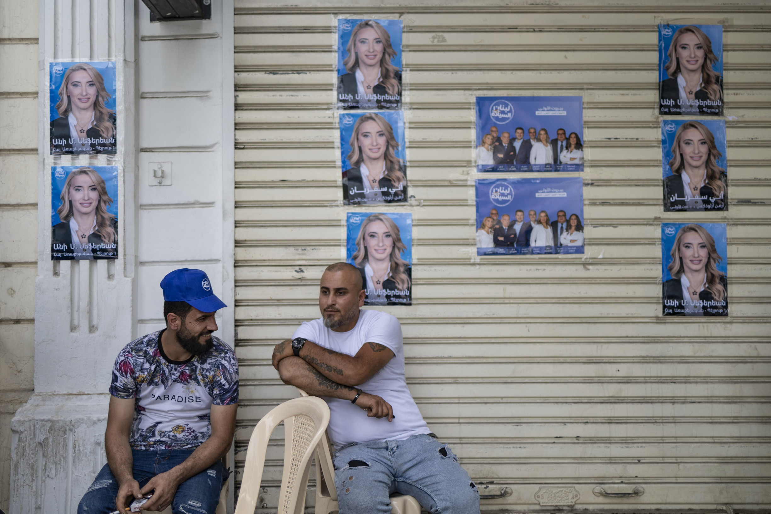 Naděje z nováčků i obavy, že starý systém ukáže zuby. Libanonci topící se v hospodářské krizi zkusili zvolit lepší budoucnost