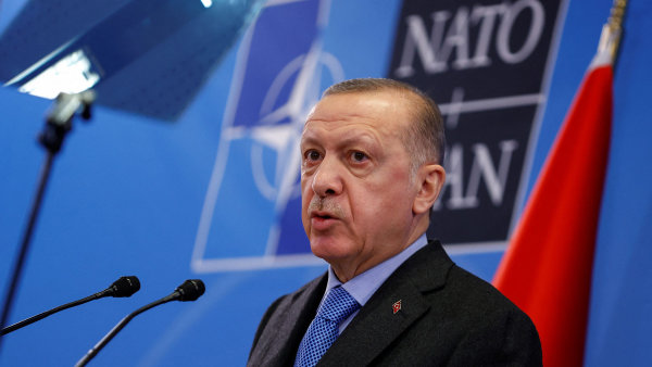 Problém jménem Erdogan. Turecký prezident rozjel handlování kvůli rozšíření NATO