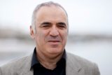 Rusko zařadilo mezi ‚zahraniční agenty‘ i Kasparova a Chodorkovského. Financuje je Ukrajina, tvrdí