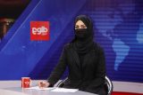 Afghánské moderátorky musejí mít ve vysílání zakryté tváře. Po světě se zvedla vlna solidarity