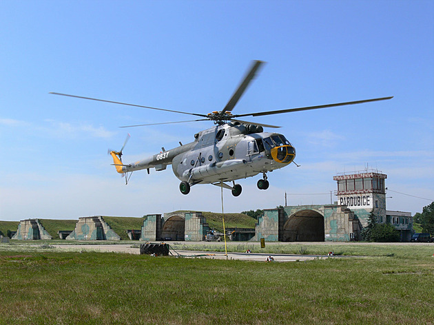 Česko věnovalo Ukrajině helikoptéry, tanky a raketové systémy, uvedly USA