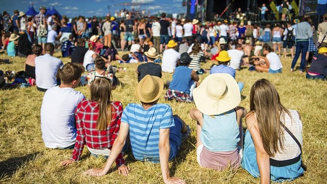 Letní hudební festivaly: Zde je velký přehled a názory jejich pořadatelů