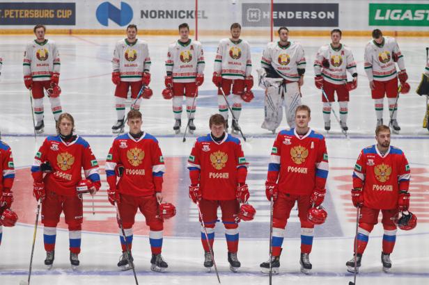 

Rusko a Bělorusko si nezahrají na hokejových turnajích ani příští rok, rozhodla IIHF

