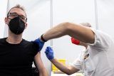 V Rakousku ruší povinné očkování proti covidu-19, situaci změnila mutace omikron