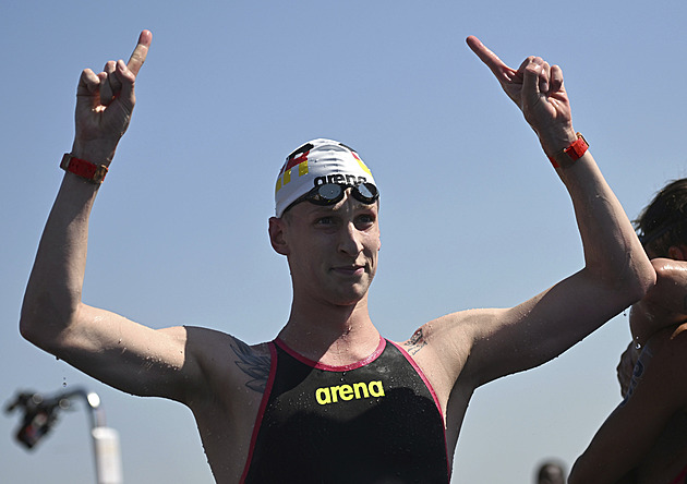 Německý plavec Wellbrock vyhrál na MS pětikilometrový závod, má čtvrtou medaili