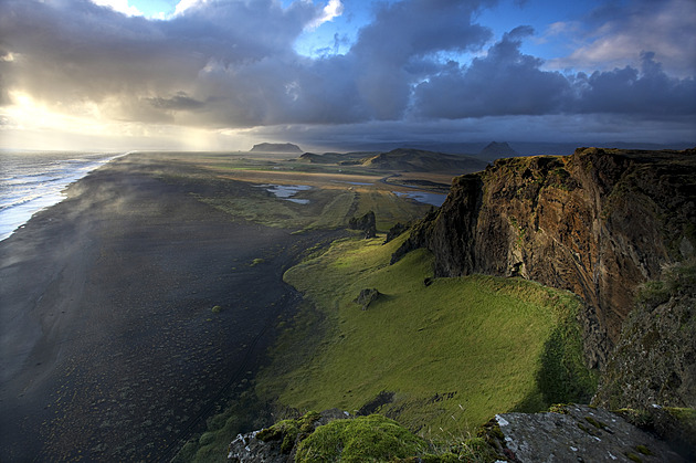 Geotermální velmoc. Island si vás podmaní přírodou v každém ročním období
