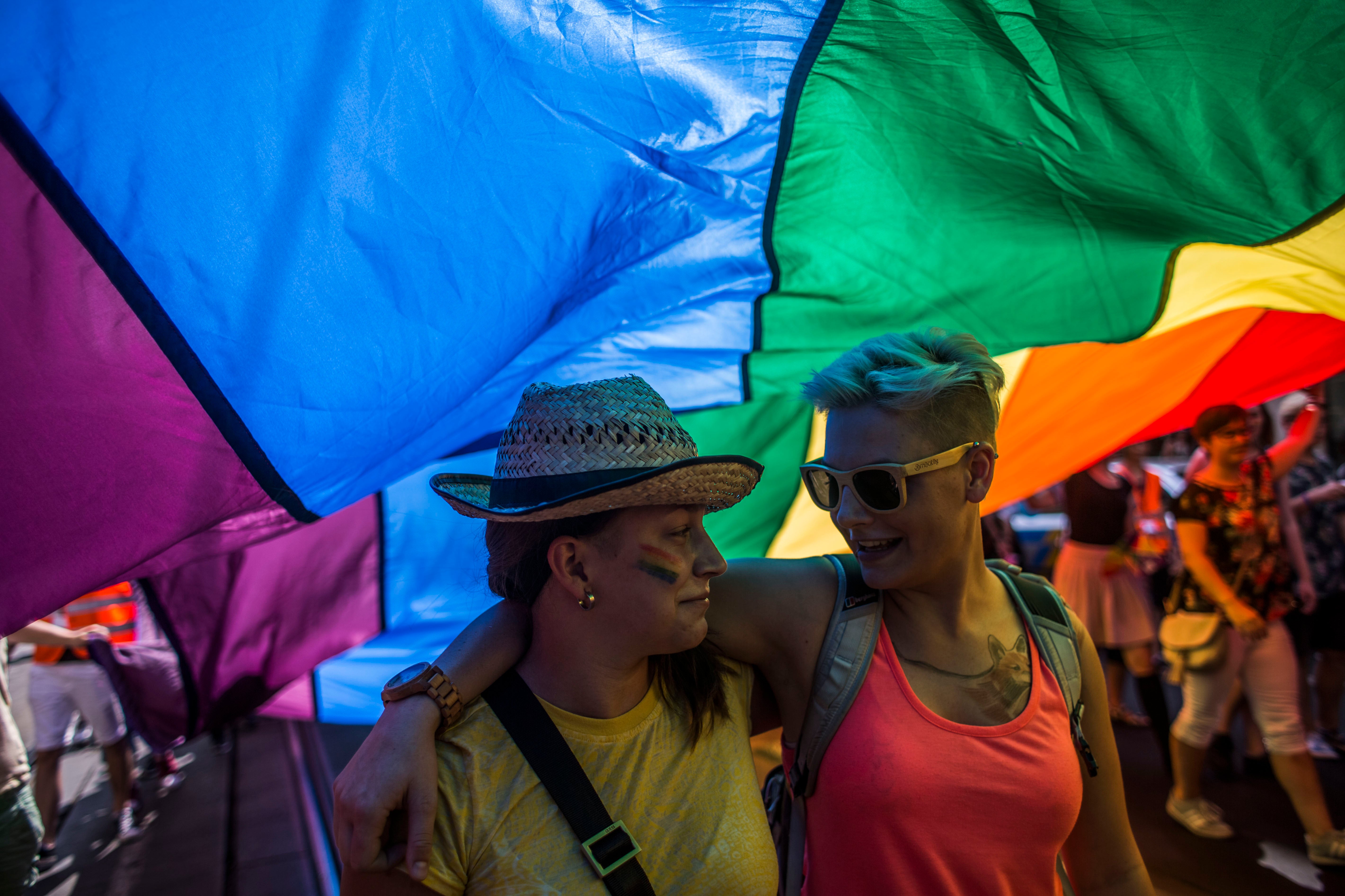 Happy Pride, happy shopping: Čím si můžete (nejen) v rámci festivalu udělat radost?