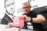 Babiš je kontroverzní lídr. Provokace na mítincích směřoval i proti policistům, říká poslanec Žáček