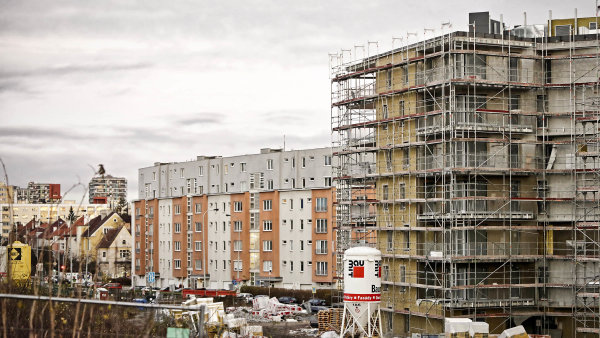 Nejméně dostupné vlastní bydlení v Evropě. Pořízení bytu vyšlo loni Čecha na 13,3 ročního platu