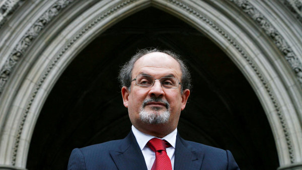 Rushdie si za napadení může sám. Írán odmítá, že by byl nějak zapojen do útoku na slavného spisovatele