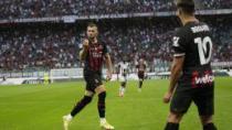 

AC Milán vykročil za obhajobou skalpem Udine, Barákova Verona schytala pět gólů

