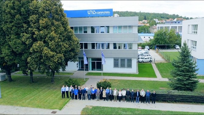 Spojování IT firem v Brně. Unis Computers kupuje firmu Axenta