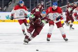 Výkon českých hokejových juniorů proti Lotyšsku? ‚Laxní, pomalý a nedůrazný,‘ hodnotí kouč Rulík