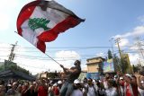 Libanon se blíží ke kolapsu, státní sektor je v rozkladu, píše Reuters