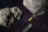 První test vesmírné obrany Země: Sonda DART zasáhla měsíc planetky Didymos