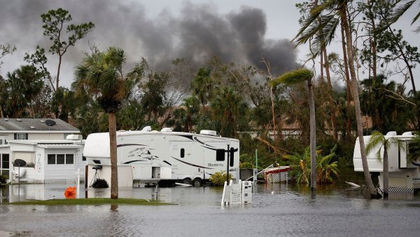 Hurikán Ian zpustošil část Floridy. Úřady mluví o stovkách mrtvých