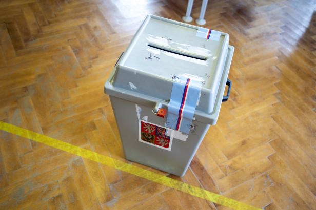 

Dodatečné volby v 11 obcích, kde nebyly minulý týden, se uskuteční v lednu

