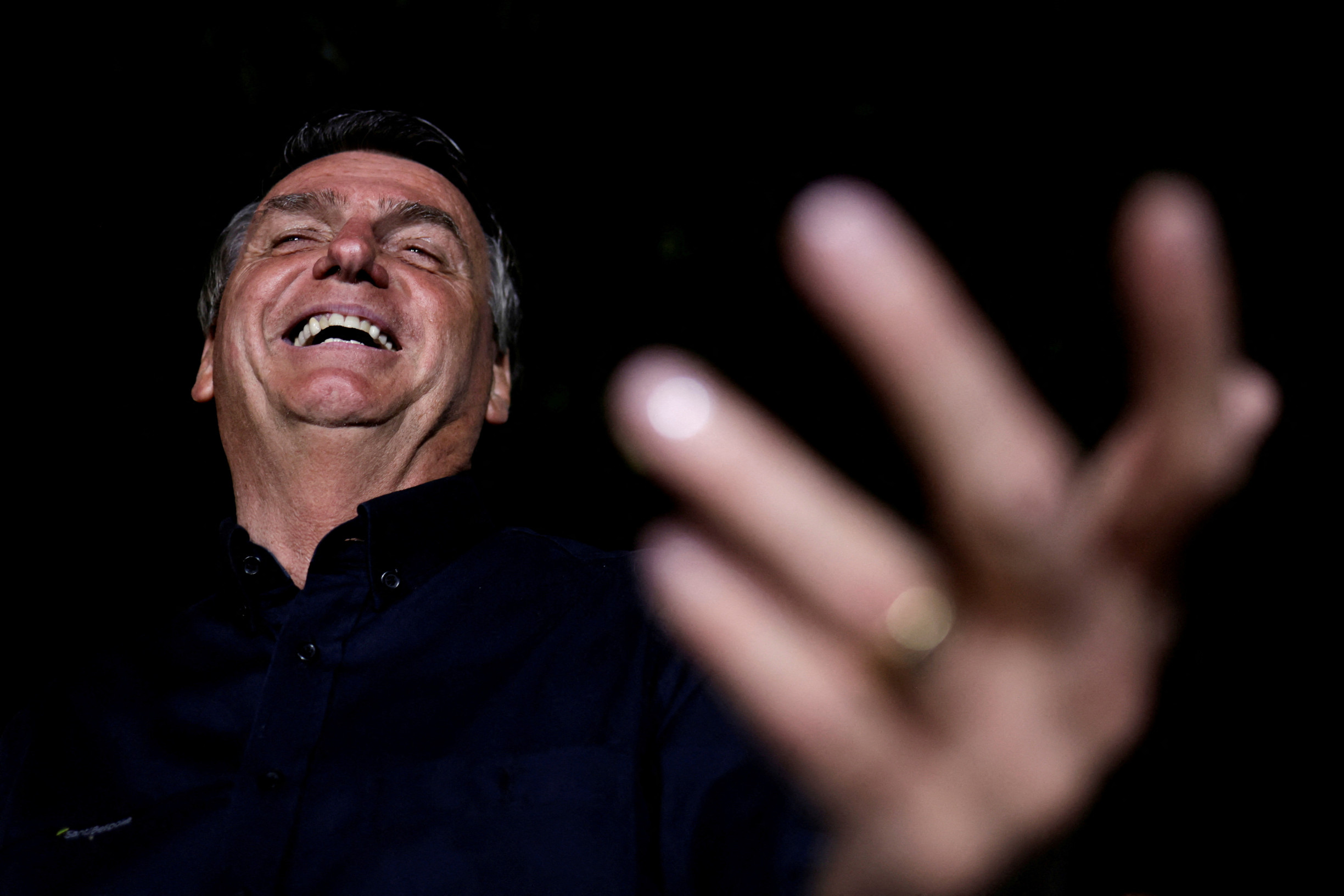 Bolsonaro prohrává i vítězí. Překonal očekávání a dostal druhou šanci
