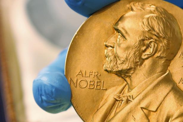 

Tento týden se rozhodne o Nobelových cenách. Porotci se snaží před vyhlášením nic nenaznačovat


