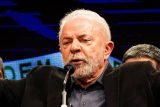 První kolo prezidentských voleb v Brazílii ovládl Lula da Silva, o funkci se utká s Bolsonarem