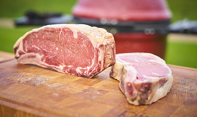 K výjimečnému steaku patří vyladěné přílohy. Teprve pak ucítíte nebe