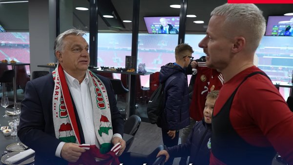 Fotbal je fotbal, politika je politika. Orbán kritikům jeho šály s Velkým Maďarskem vzkazuje, aby byli v klidu