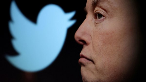 Musk rozprášil bruselskou pobočku Twitteru, která řešila dezinformace. V EU už přitom platí přísnější pravidla